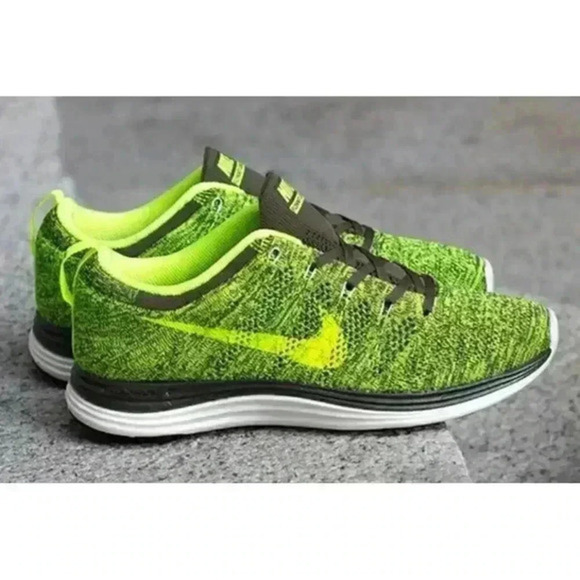 Nike Flyknit Lunar 1+ Running Shoe‎ Featherweight Breathable 554887 Sz 7.5 - Picture 2 of 7